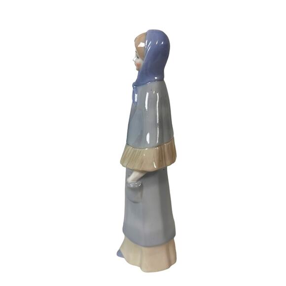 Frankel Lady Figurine Vintage Ceramic Flower Girl Basket Elegant Muted Blue - Picture 10 of 15